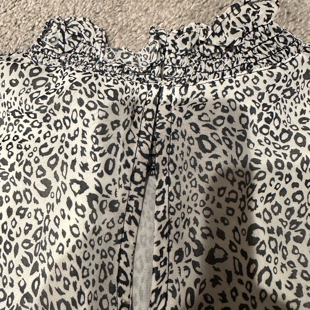 Leopard Print Ruffle Blouse - Picture 2 of 3